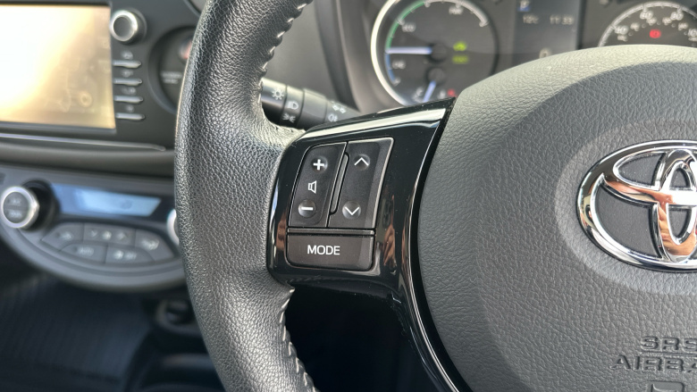 Toyota Yaris 1.5 Hybrid Icon 5dr CVT Hybrid Hatchback